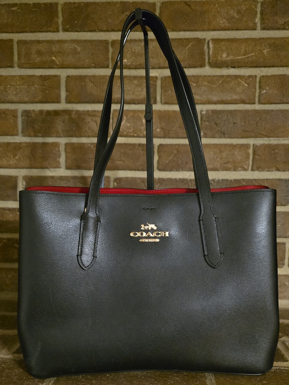 Coach Avenue Carryall Tote Black Leather